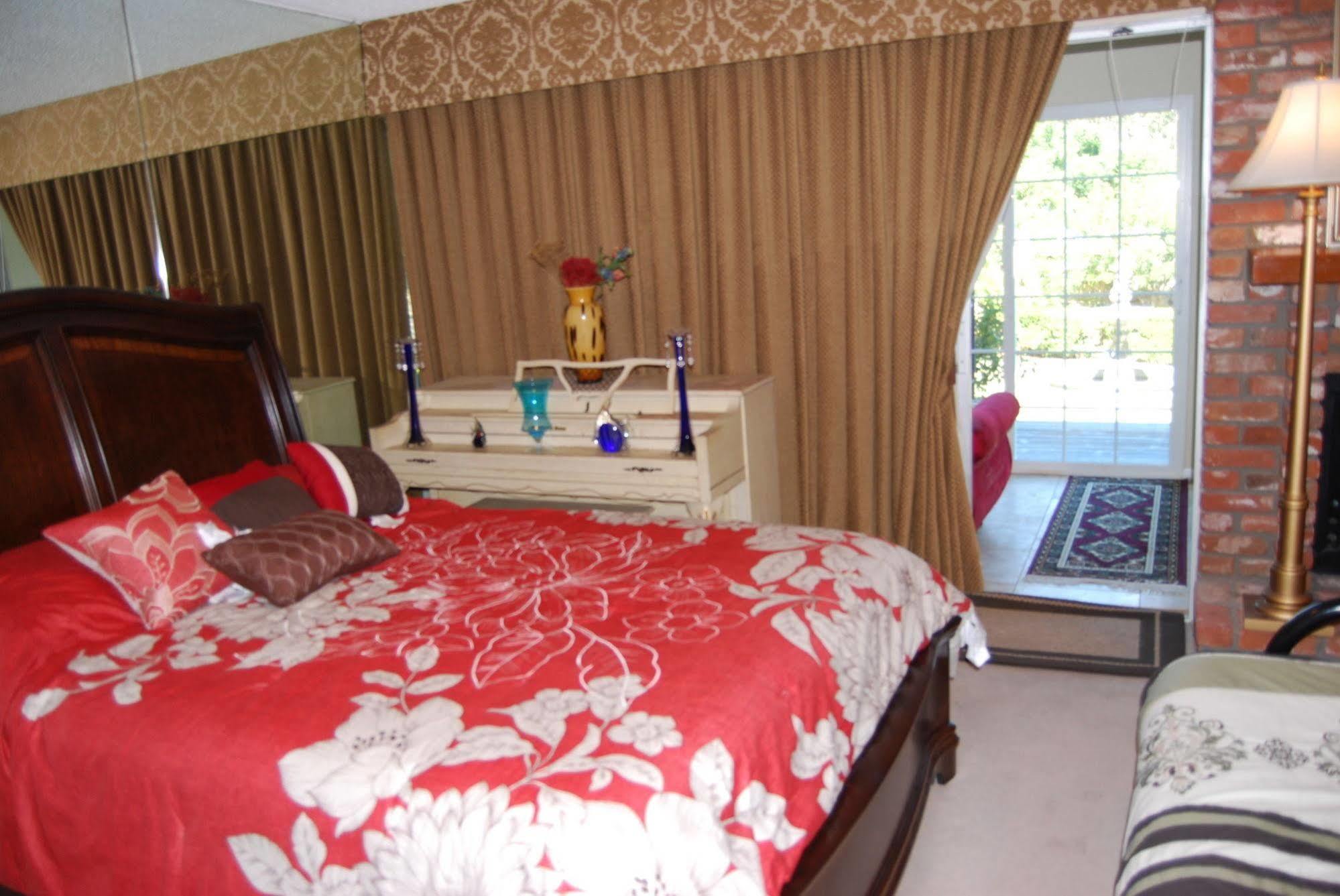 Bed And Breakfast In Hollywood Hills Los Angeles Exteriér fotografie
