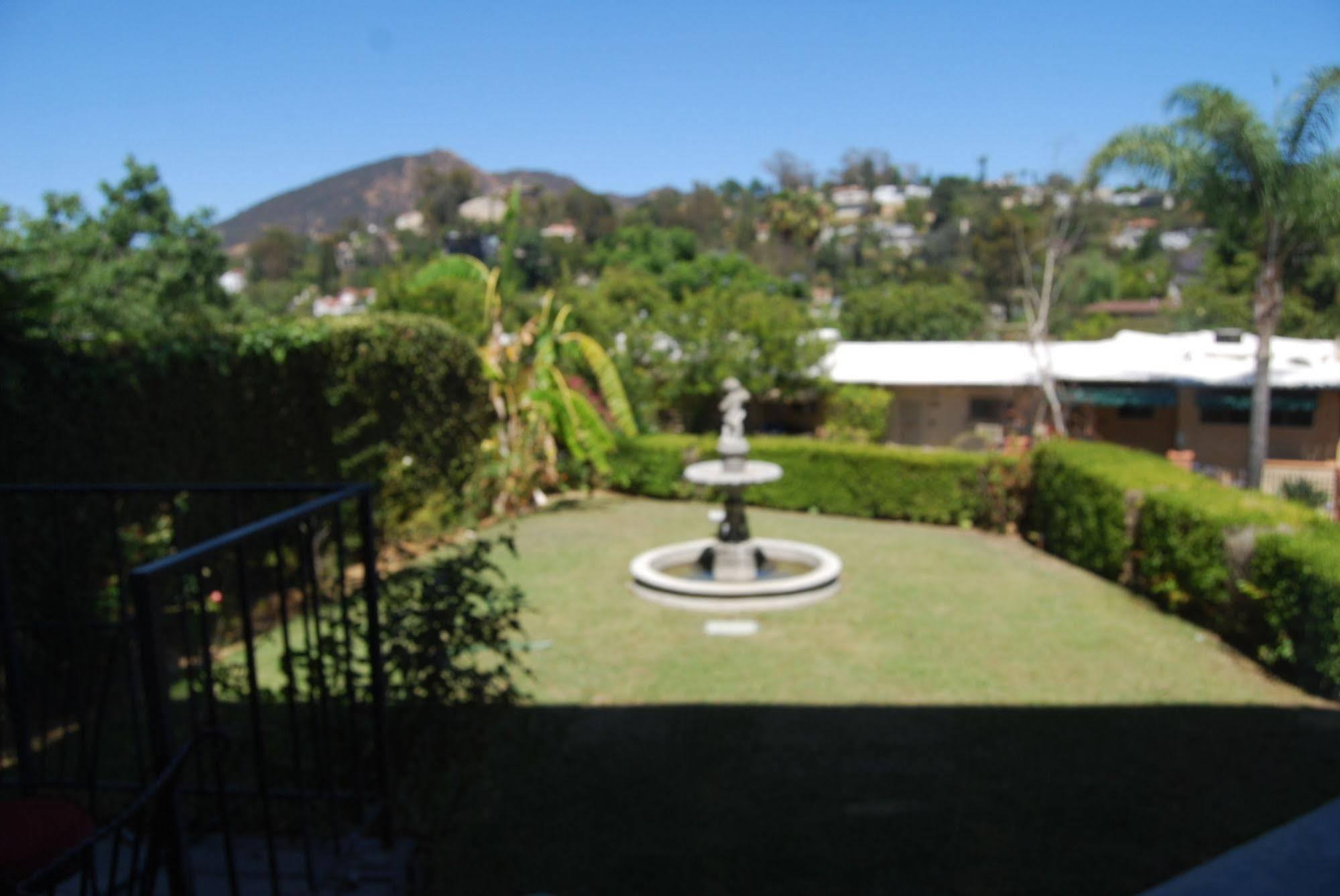 Bed And Breakfast In Hollywood Hills Los Angeles Exteriér fotografie